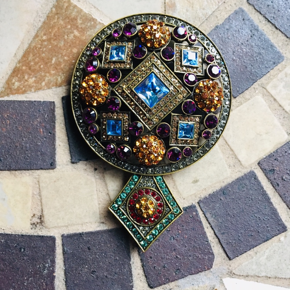 LaVintage Enhancer Swarovski Brooch/Pendant